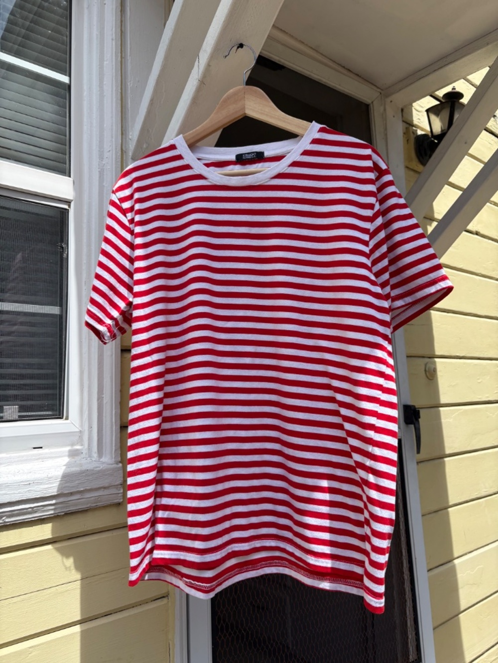 Straight to Hell Unisex L/XL Red White Striped T-Shirt
